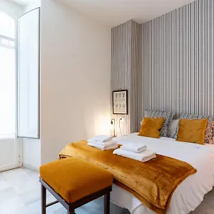 https://tourist-house-arenal.es-andalucia.com